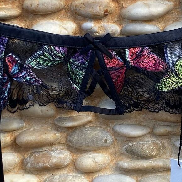 Fleur du Mal Black Butterfly Garter Belt. Size Small (2). New with Tag (NWT)! - Picture 9 of 16